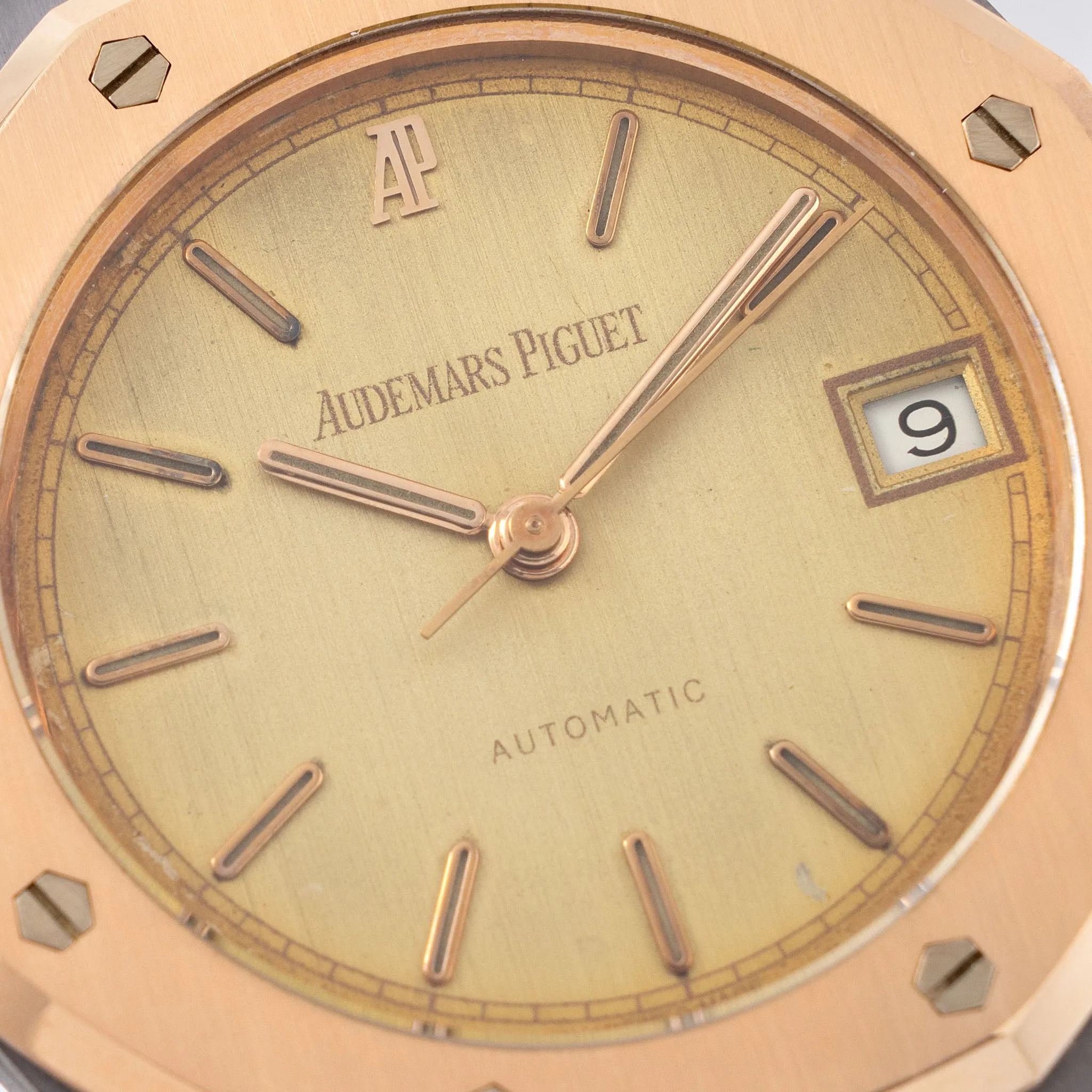 Audemars Piguet Royal-Oak 14790TR Tantalum and Rose gold with Tropical Lime dial