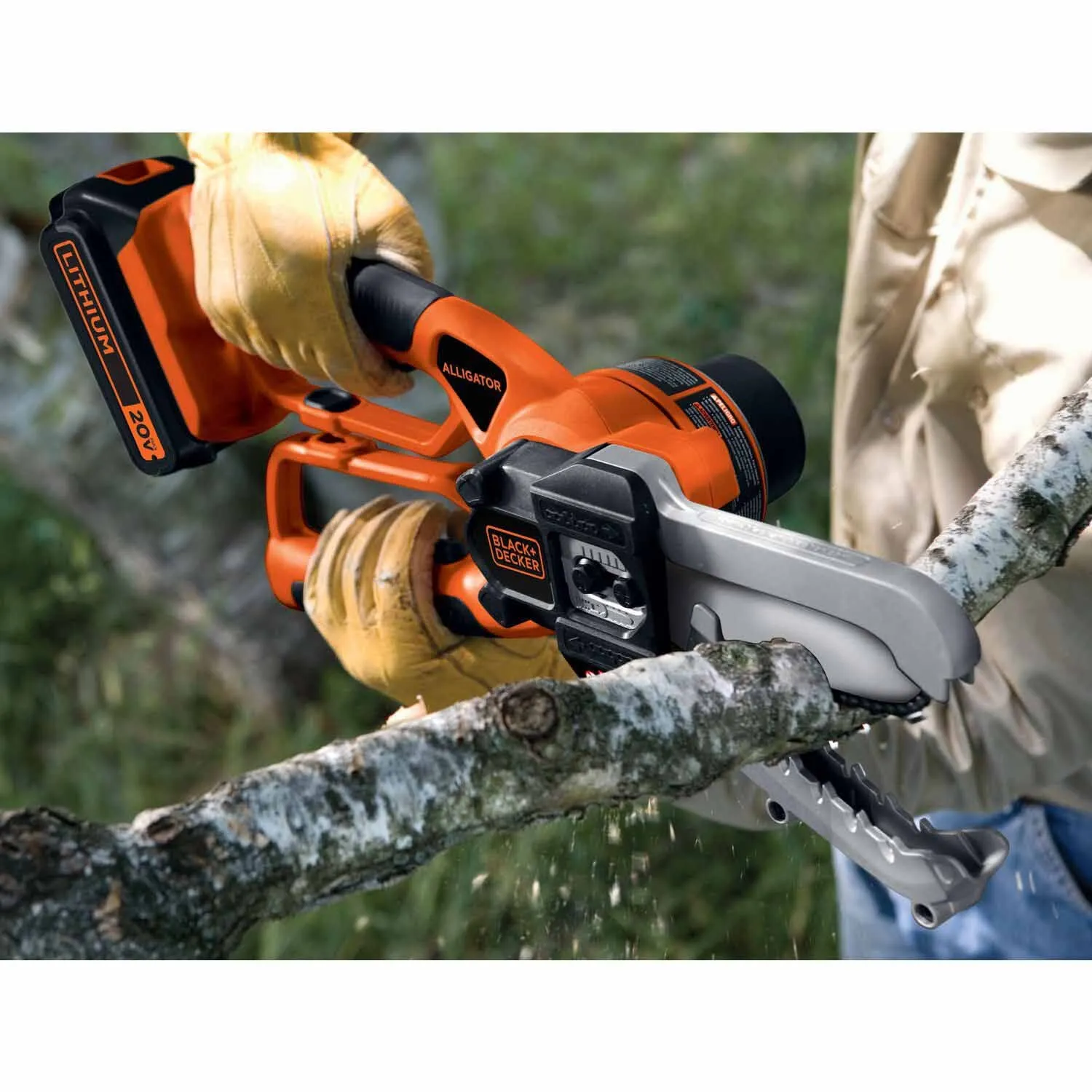 Black & Decker LLP120 20V MAX* Lithium Alligator® Powered Lopper (LLP120)