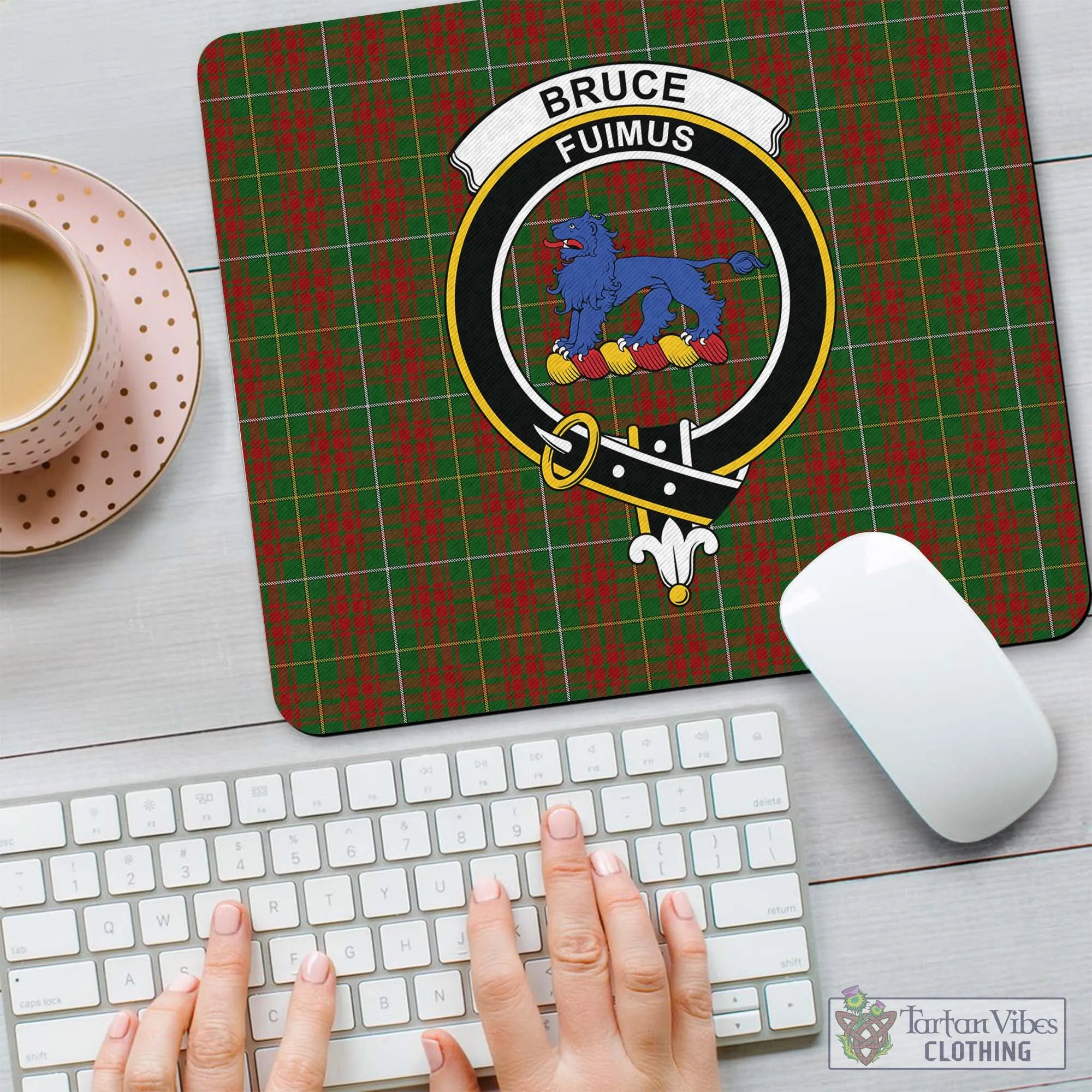 Bruce Hunting Tartan Mouse Pad with Family Crest