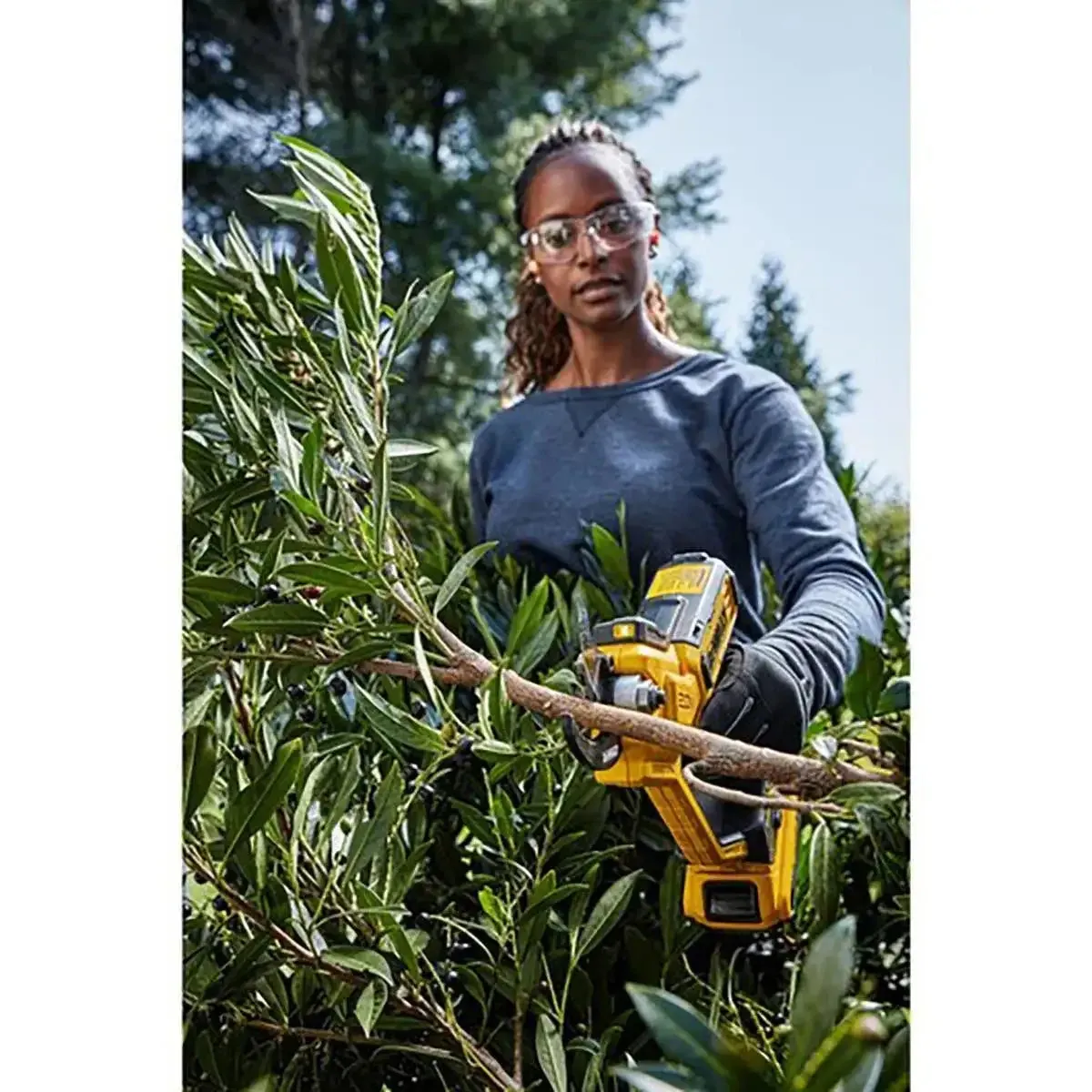 DeWalt 20V MAX 1-1/2 in. Cordless Pruner