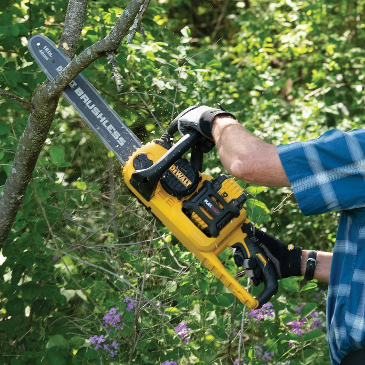 DEWALT FLEXVOLT® 60V MAX Brushless Chainsaw Kit