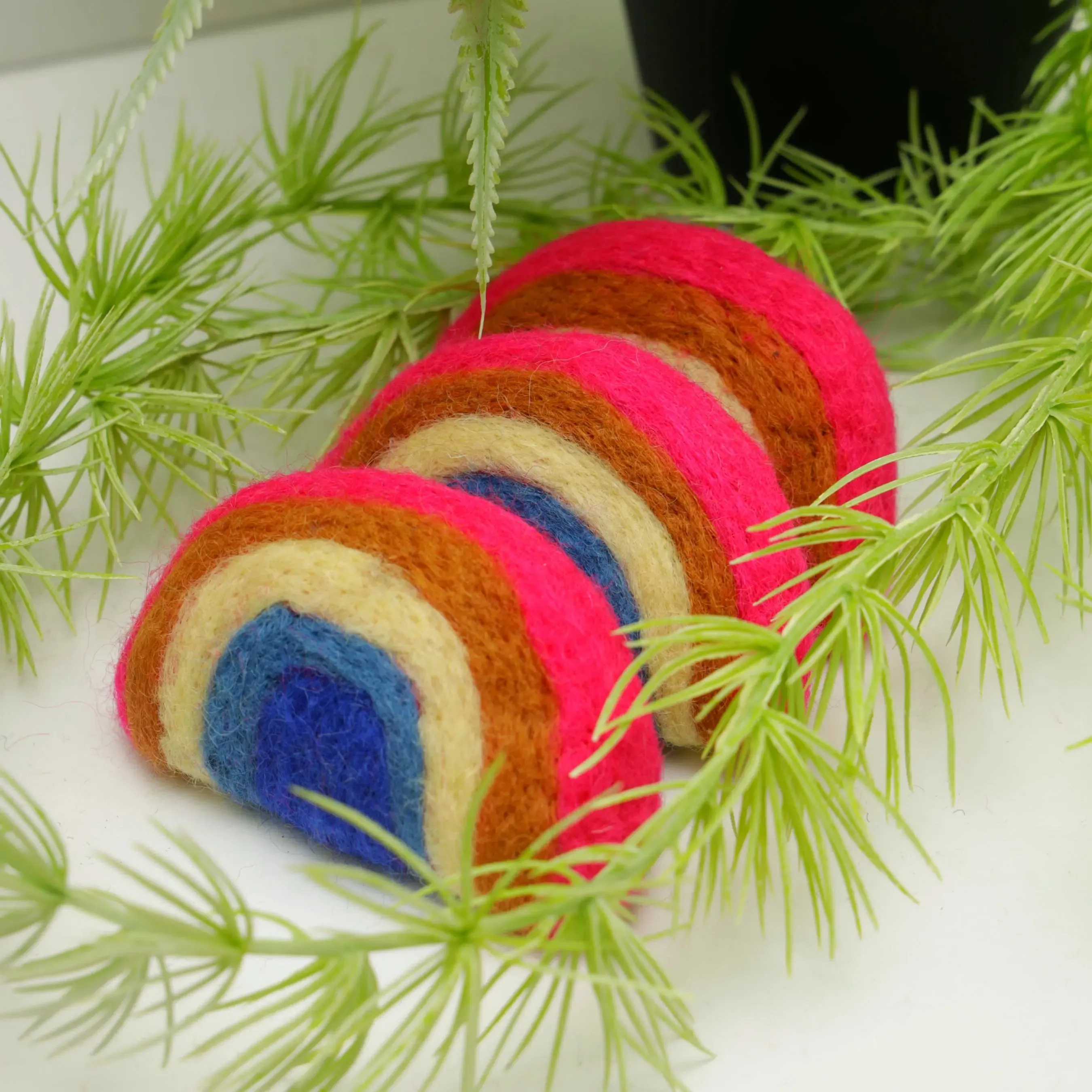 Enchanting Handcrafted Felt Rainbow Toys 10 pcs: Inspire Creativity and Exploration with this Vibrant and Educational Playtime Set for Kids