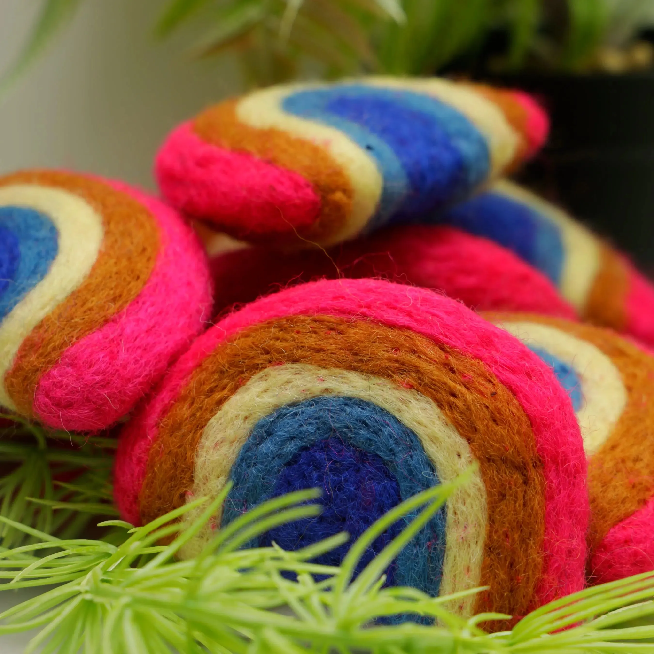 Enchanting Handcrafted Felt Rainbow Toys 10 pcs: Inspire Creativity and Exploration with this Vibrant and Educational Playtime Set for Kids