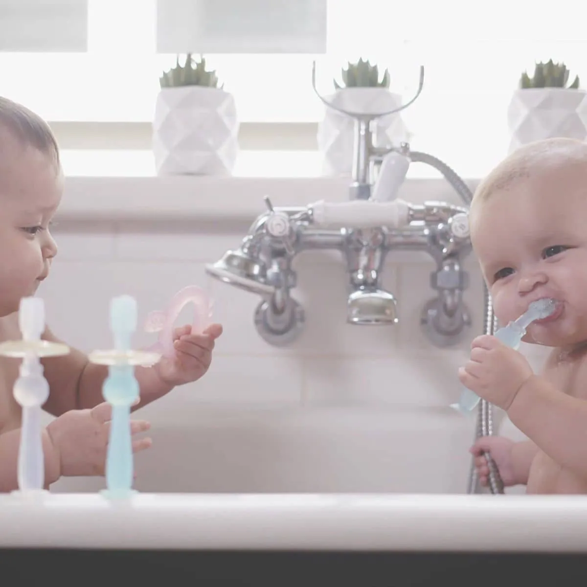 Haakaa 360° Silicone Baby Toothbrush