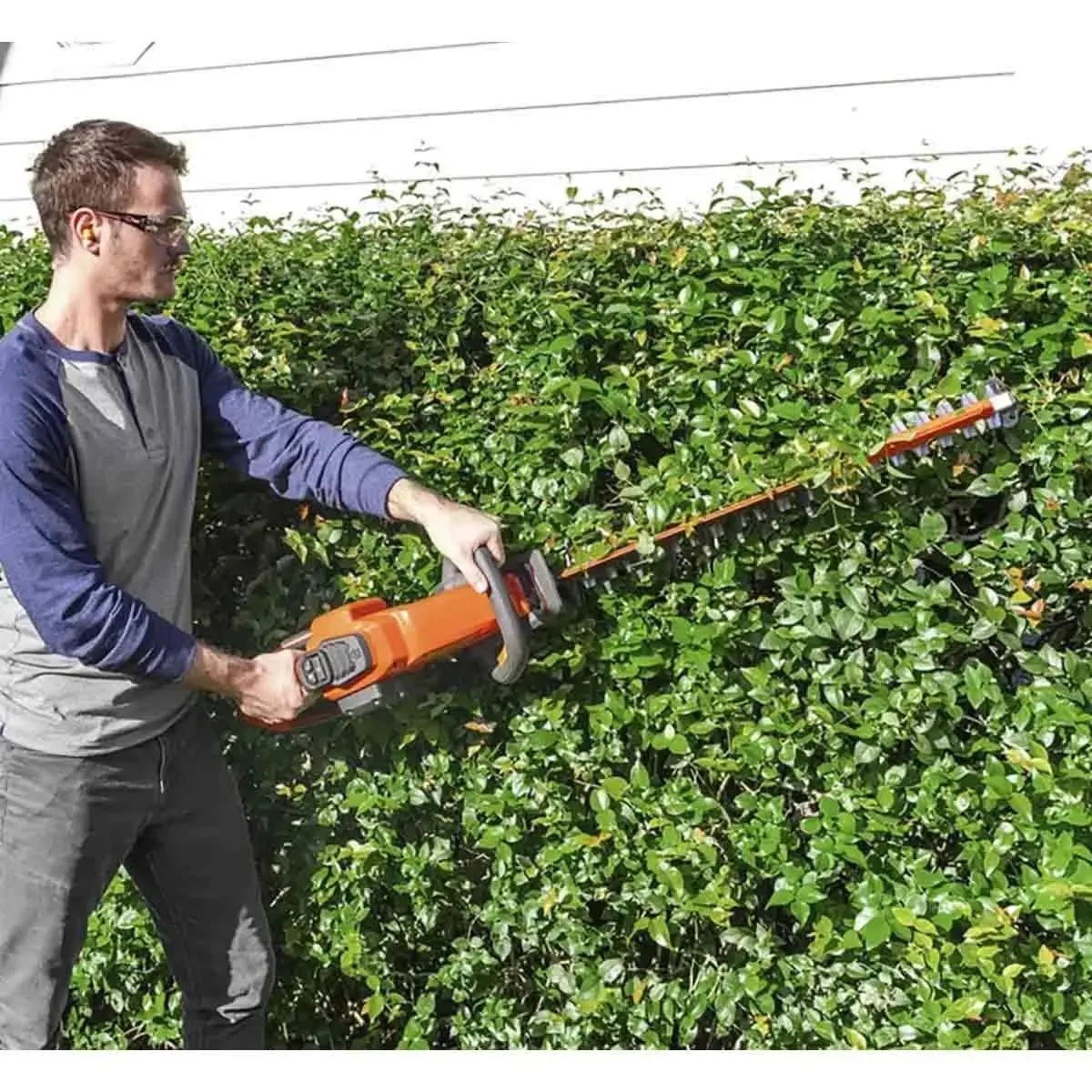 Husqvarna 24" Hedge Master 320iHD60