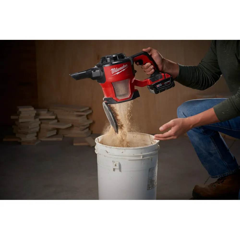 Milwaukee M18 Compact Vacuum