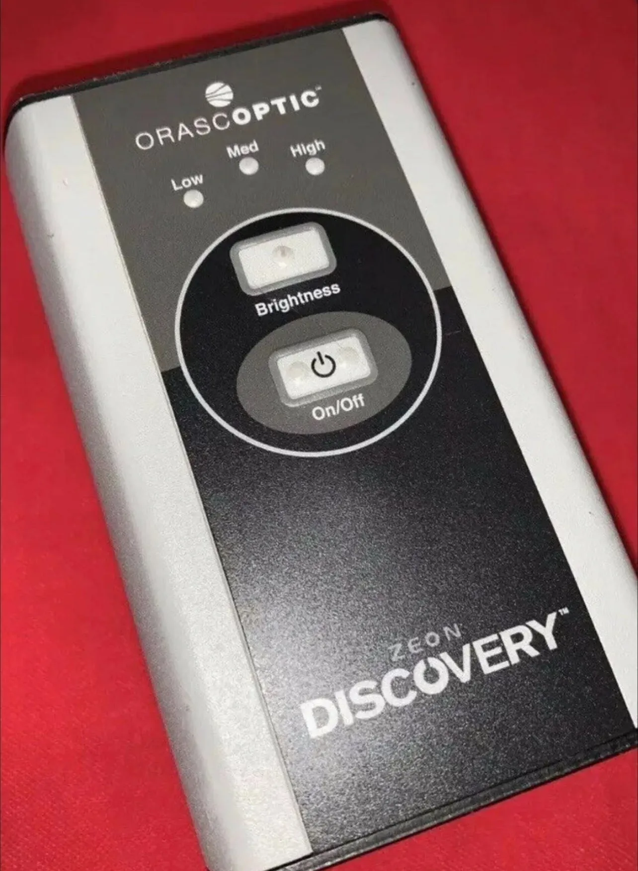 New Orascoptic Zeon Discovery Portable Dental Loupe Light Battery ONLY 1 year Warranty