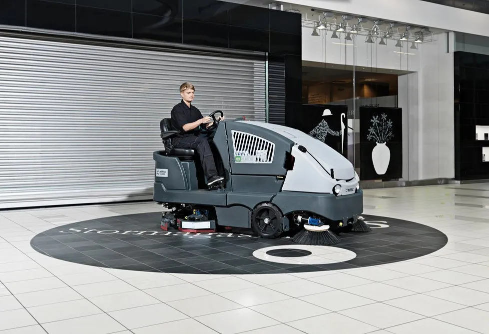 Nilfisk CS7010 Battery Powered Combination Sweeper Scrubber-Drier Complete With Batts and Charger