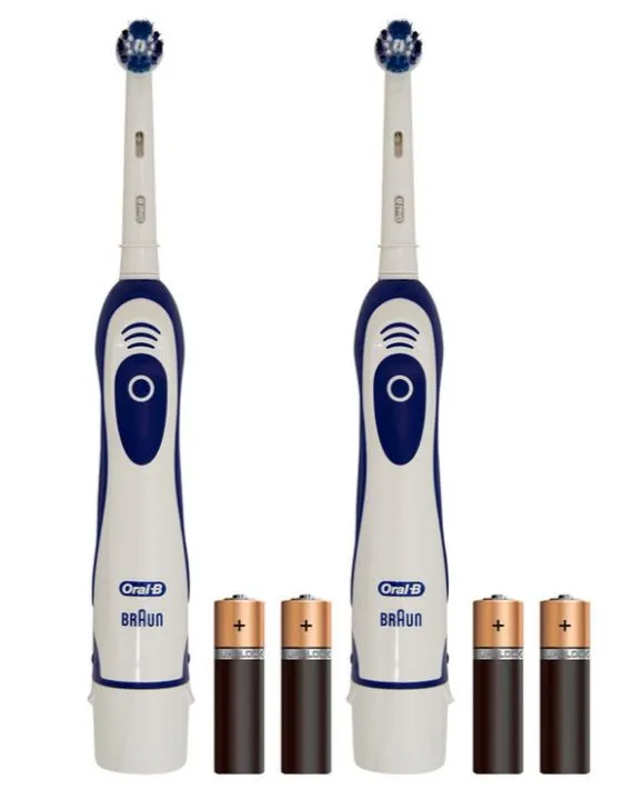 Oral-B Pro Expert 400 Battery Toothbrush Pack of 2